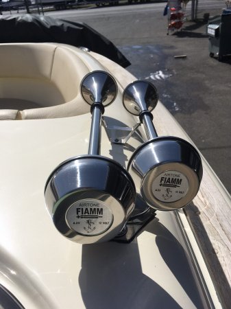 Used 2019  powered Chris Craft Boat for sale